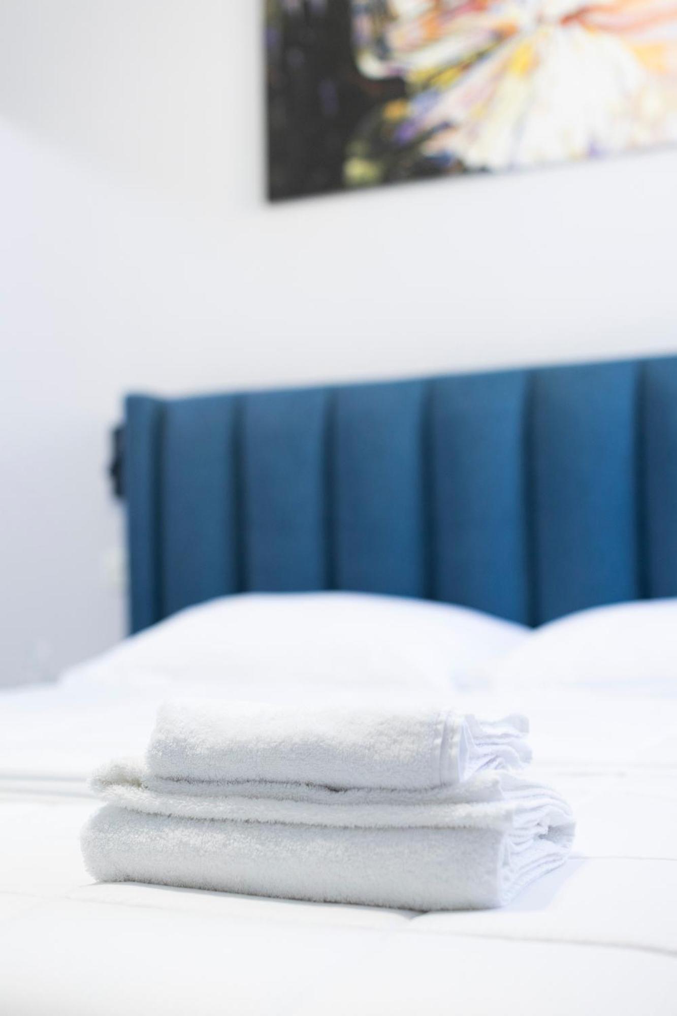 Tier Hotel Тирана Екстер'єр фото